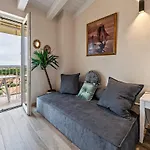 Cavalino Boutique 2